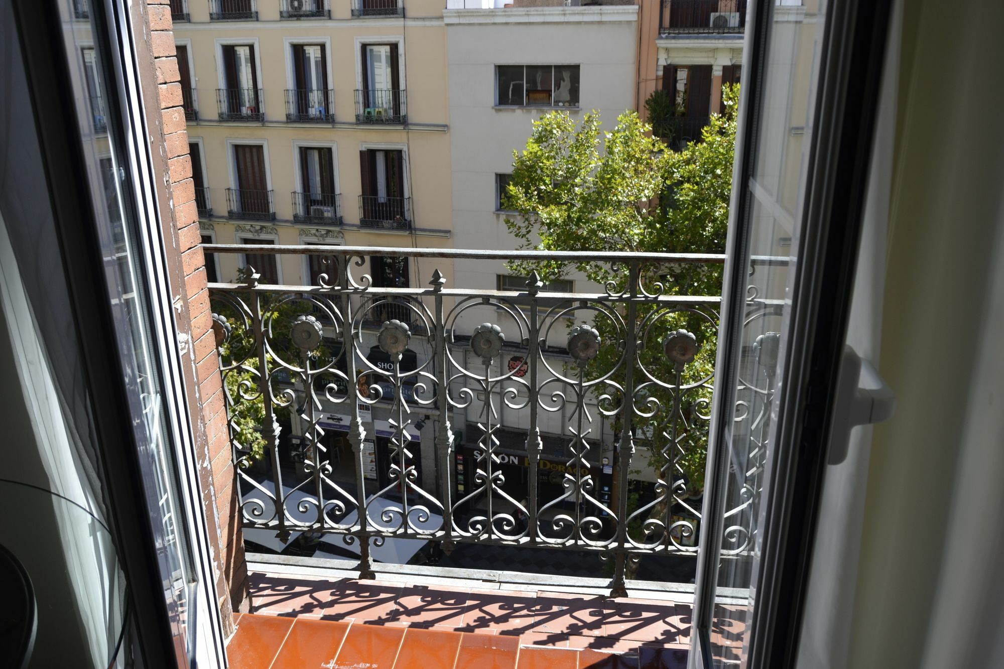 New Point Madrid Apartments Luaran gambar